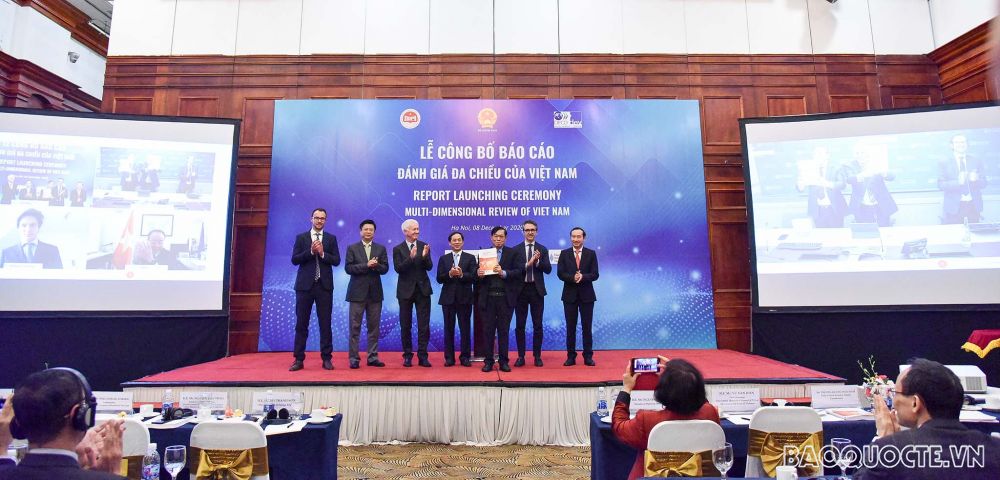 ບົດ​ລາຍ​ງານ MDR - ການ​ຄົ້ນ​ຄວ້າ​ທີ່​ເປັນ​ປະ​ໂຫຍດ​ໃຫ​້​ແກ່​ການ​ພັດ​ທະ​ນາ​ເສດ​ຖະ​ກິດ - ສັງ​ຄົມ ຂອງ ຫວຽດ​ນາມ