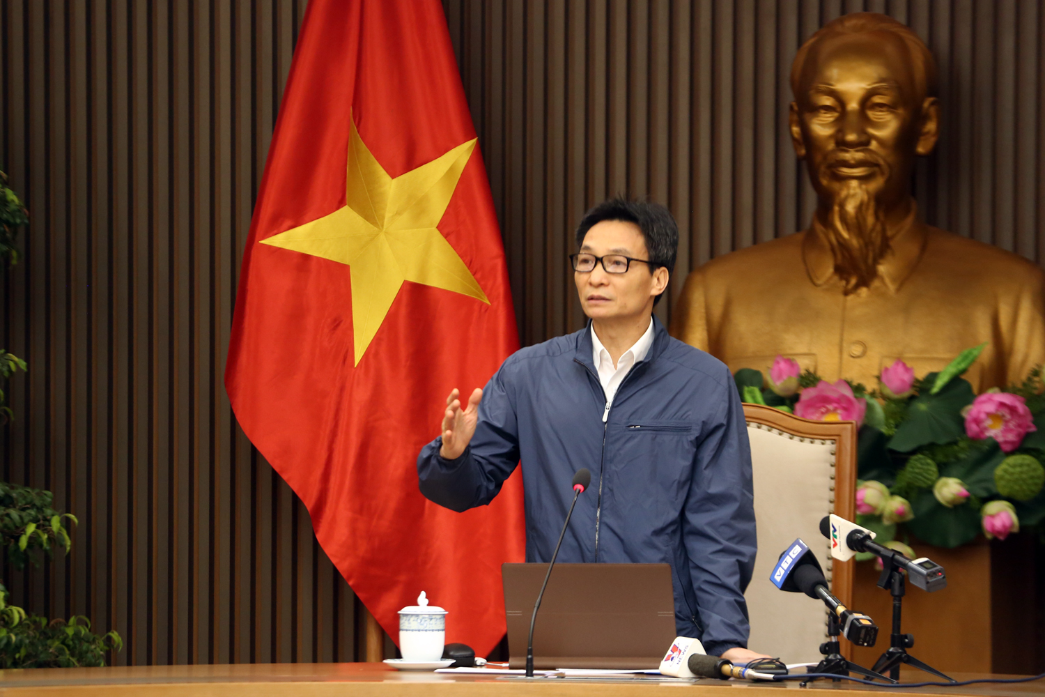 ຫວຽດ​ນາມ ຕັດ​ສິນ​ໃຈ​ຮັກ​ສາ​ໝາກ​ຜົ​ນ​​ການ​ປ້ອງ​ກັນ, ສະ​ກັດ​ກັ້ນ​ໂລກ​ລະ​ບາດ​ໂຄວິດ - 19