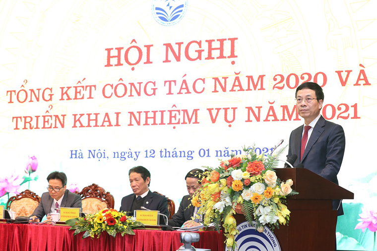 ຫັນ​ເປັນ​ດີ​ຈີ​ຕອນ​ເພື່ອ​ຮັບ​ໃຊ້​ຄວາມ​ຕ້ອງ​ການ​ໃນ​ການ​ນຳ​ໃຊ້, ພັດ​ທະ​ນາ​ເສດ​ຖະ​ກິດ - ສັງ​ຄົມ