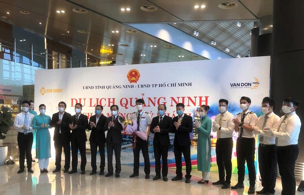 Vietnam Airlines ຟື້ນ​ຟູ​ສາຍ​ການ​ບິນ ລະ​ຫວ່າງ ນະ​ຄອນ​ໂຮ່​ຈີ​ມິນ ແລະ ສະ​ໜາມ​ບິນເວິນ​ໂດ່ນ​ຢ່າງ​ເປັນ​ທາງ​ການ