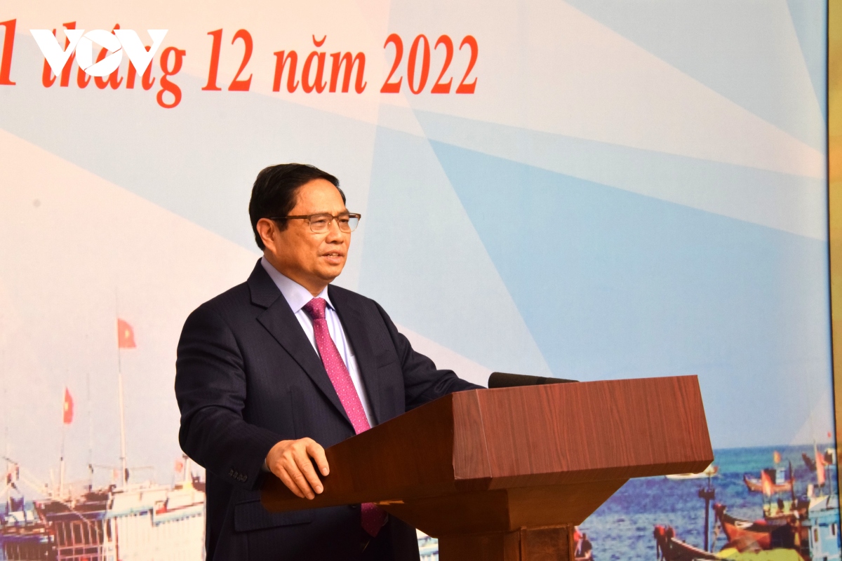 ຕ້ານ​ການ​ຂຸດ​ຄົ້ນ​ສິນ​ທະ​ເລ​​ຜິດ​ກົດ​ໝາຍ, ບໍ່​ລາຍງ​ານ ແລະ ບໍ່​ປະ​ຕິ​ບັດ​ຕາມ​ຂໍ້​ກຳ​ນົດ (IUU)