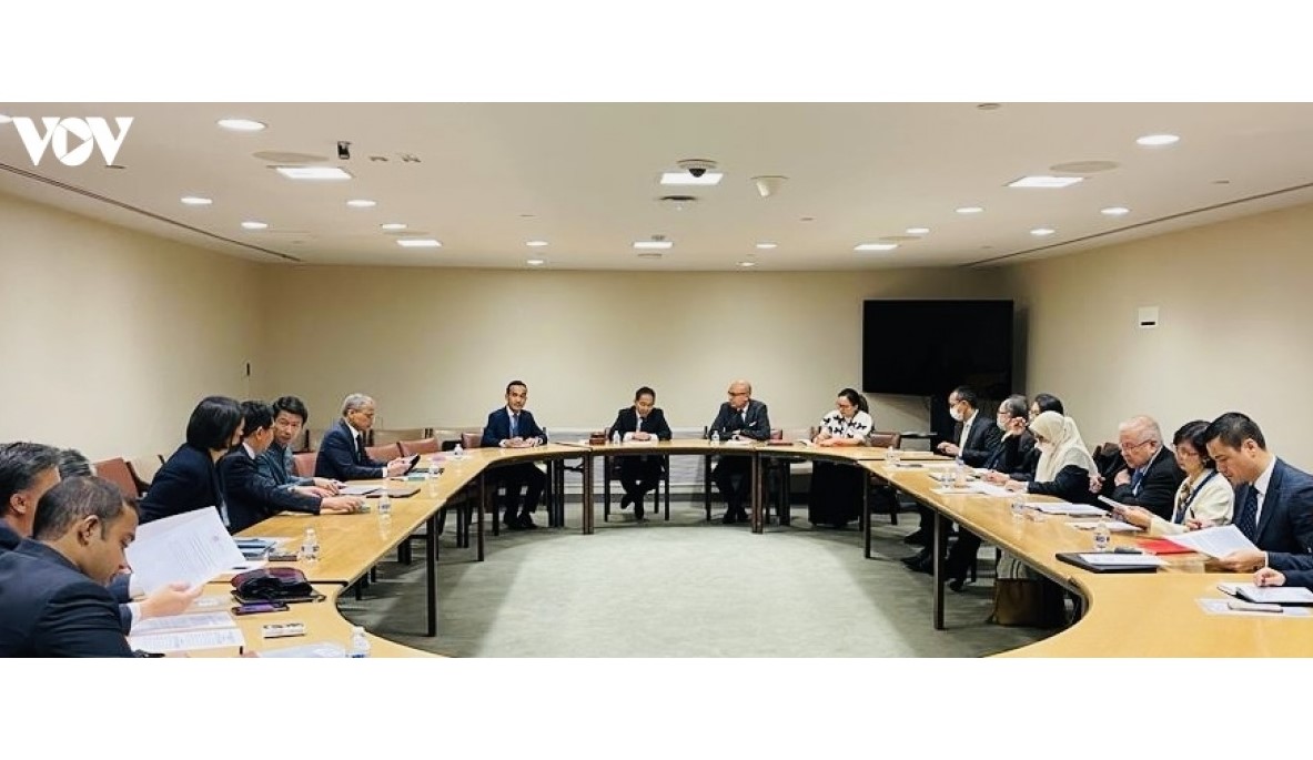 ຄະ​ນະ​ກຳ​ມະ​ການ​ອາ​ຊຽນ ປະ​ຈຳ ນິວຢອກ​ສິ້ນ​ສຸດ​ໃນ​ປີ ຮ່ວມ​ມື 2022 ດ້​ວຍຫຼາຍ​ການ​ເຄື່ອນ​ໄຫວ​ທີ່​ພົ້ນ​ເດັ່ນ