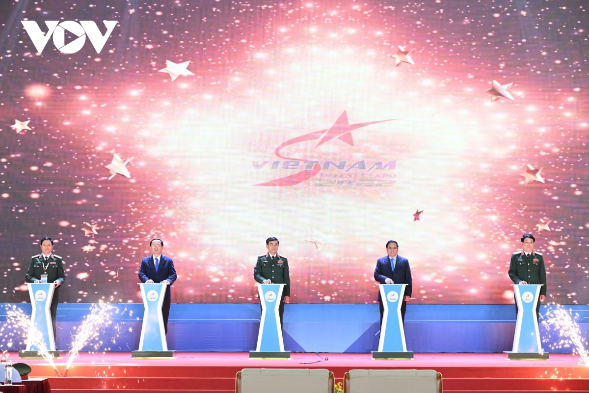 ໄຂ​ງານ​ວາງ​ສະ​ແດງ​ປ້ອງ​ກັນ​ຊາດສາ​ກົນ ຫວຽດ​ນາມ 2022