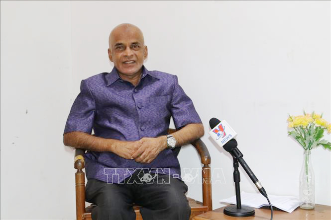 ນັກ​ຮຽ​ນ​ຮູ້ ອິນ​ໂດ​ເນ​ເຊຍ: ການ​ຢ້​ຽມ​ຢາມ​ຂອງ ປະ​ທານ​ປະ​ເທດ ຫງວຽນ​ຊວັນ​ຝຸກ​ແມ່ນ​ຂີດ​ໝາຍ​ໃໝ່​ໃນ​ການ​ພົວ​ພັນ ຫວຽດ​ນາມ - ອິນ​ໂດ​ເນ​ເຊຍ