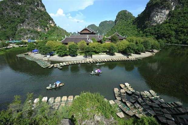 ວັດ​ທະ​ນະ​ທຳ ຫວຽດ​ນາມ ໄດ້​ແນະ​ນຳ​ໃນ​ຊ່ອງ​ໂທ​ລະ​ພາບ ​ພາ​ສາ ອາ​ຣັບ ຢູ່ ອາ​ນເຊ​ຣີ