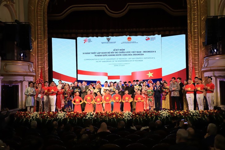 ຄວາມປະທັບໃຈຂອງການພົບປະແລກປ່ຽນວັດທະນະທຳ ຫວຽດນາມ - ອິນໂດເນເຊຍ