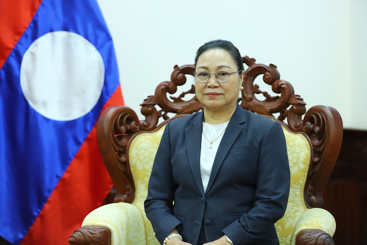 ທ່ານ​ເລ​ຂາ​ທິ​ການ​ໃຫຍ່ ຫງວຽນ​ຝູ​ຈ້ອງ ໄດ້​ປະ​ກອ​ບ​ສ່ວນ​ຢ່າງ​ໃຫຍ່ຫຼວງ​ເຂົ້າ​ໃນ​ການ​ຍົກ​ສູງ​ຖາ​ນະ​ບົດ​ບາດ​ຂອງ ຫວຽດ​ນາມ ບົນ​ເວ​ທີ​ພາກ​ພື້ນ ແລະ ໂລກ