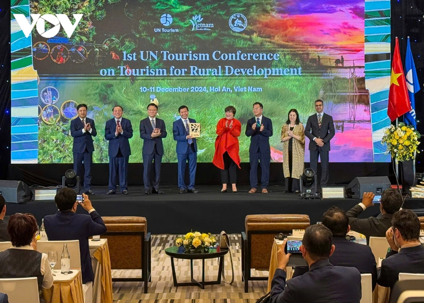 ໝູ່ບ້ານຜັກ ຈ່າເກວ້ - ໝູ່ບ້ານເກົ່າແກ່ຢູ່ ໂຮ້ຍອານ