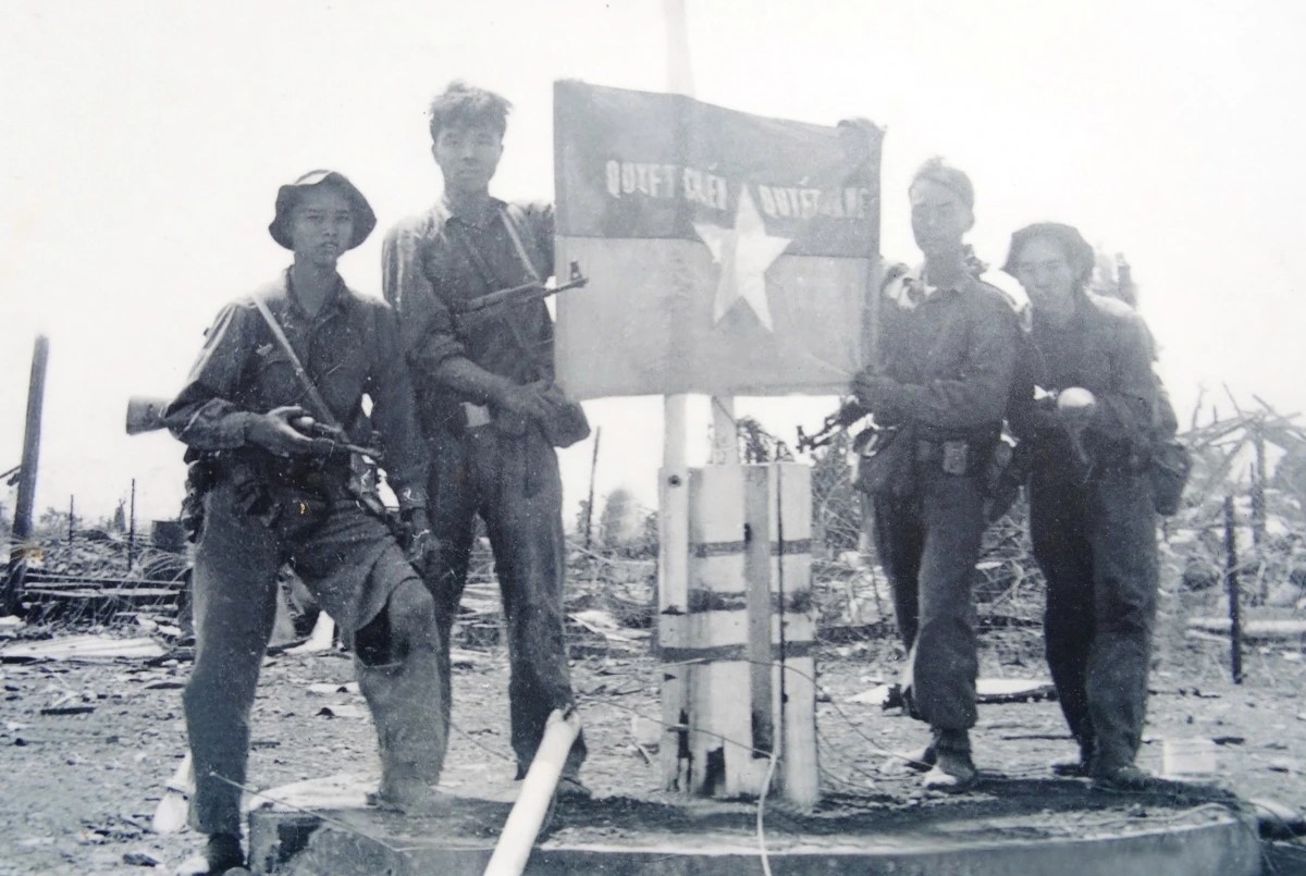 ຄວາມຊົງຈຳຂອງບັນດາຜູ້ເຂົ້າຮ່ວມການຕໍ່ສູ້ປົດປ່ອຍ ບວນມາທວດ