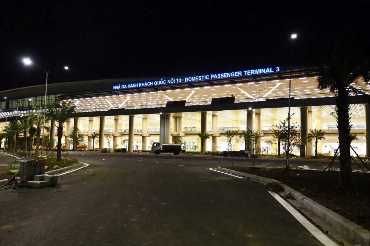 ບັນດາກິດຈະກຳໃຫຍ່ສະເຫລີມສະຫລອງ 50 ປີແຫ່ງວັນທ້ອນໂຮມປະເທດຊາດເປັນເອກະພາບ