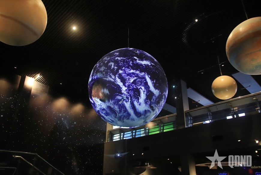 ແນະ​ນຳ​ກ່ຽວ​ກັບ​ຫ​ໍ​ພິ​ພິ​ທະ​ພັນ​ອາ​ວະ​ກາດ ຢູ່ຮ່າ​ໂນ້ຍ