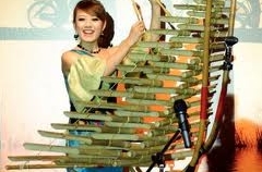 民族楽器の演奏によるベトナム民謡