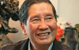 「勝利の日にホーおじさんがいるようだ」歌誕生物語