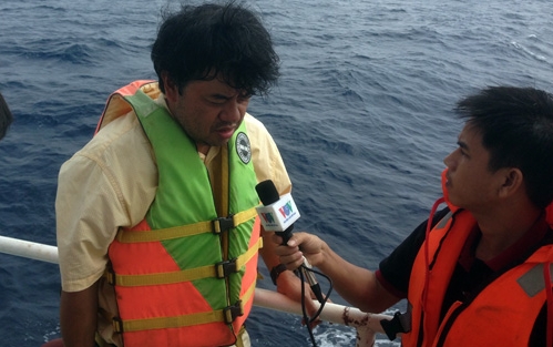 外国人記者も中国を批判