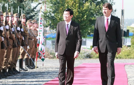 ベトナムとハンガリーとの関係