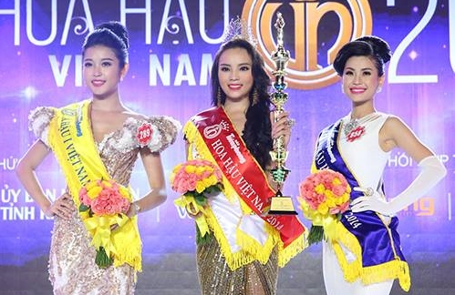 ミスコンテストの決勝戦