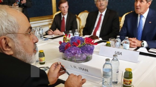 米国とイラン、核協議を再開