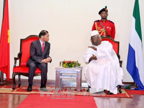 シエラレオネとの多面的な協力を強化