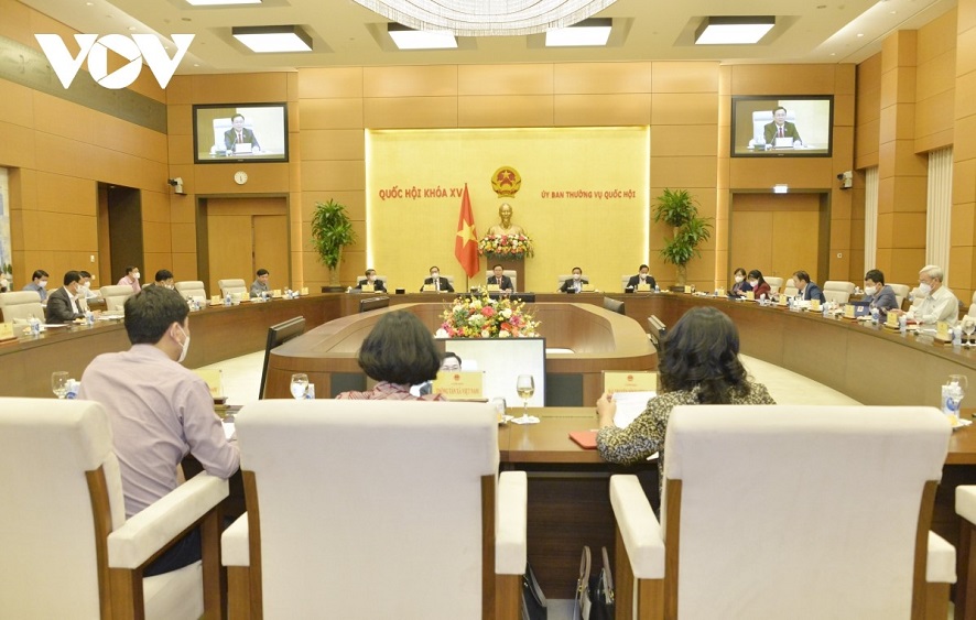 เร่งจัดทำรายงานรวบรวมและชี้แจงความคิดเห็นต่อมติเกี่ยวกับเศรษฐกิจสังคม