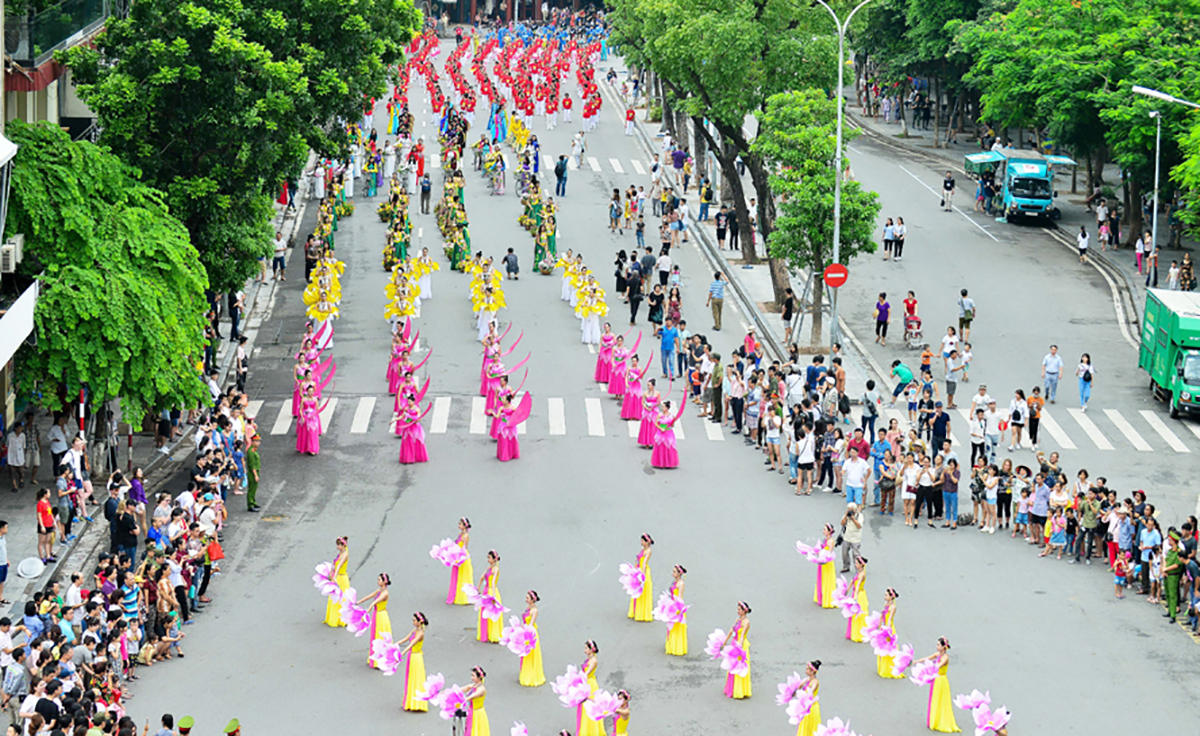全国文化会議から1年 顕著な文化開発の兆し