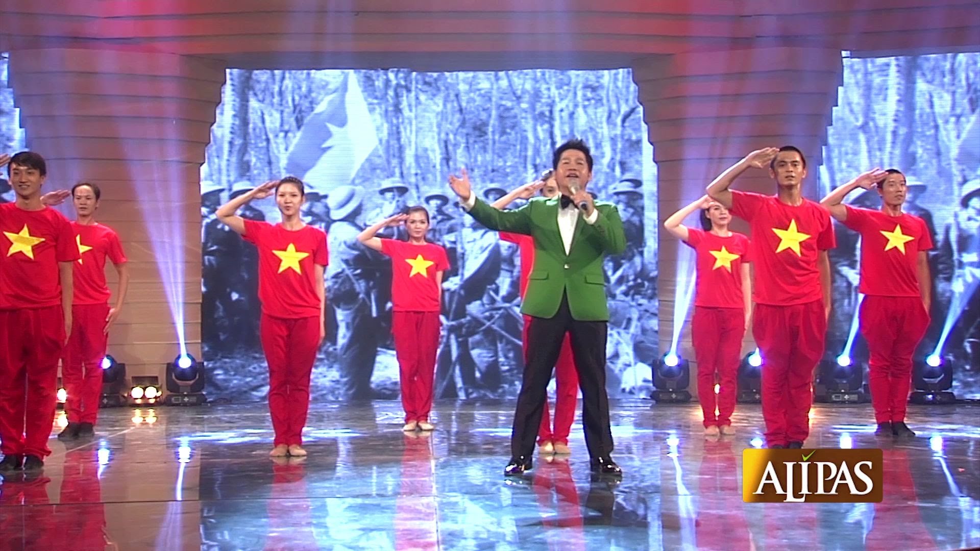 Beberapa aransemen  baru dari aliran lagu-lagu revolusioner Vietnam