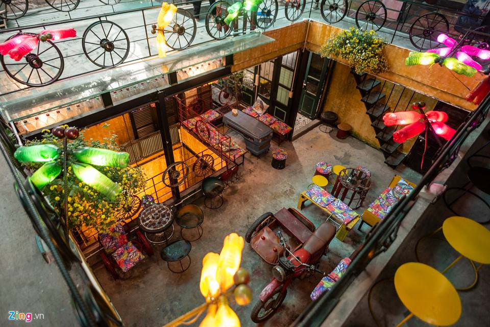 Hidden Gem Coffe-Ruang yang unik dari benda-benda daur ulang