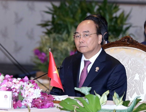 Primer ministro de Vietnam asiste a 35 Cumbre de Asean