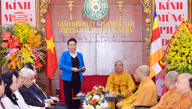 Presidenta parlamentaria de Vietnam felicita el éxito del Vesak 2019