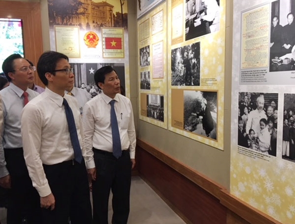Inauguran nueva sala de exhibición sobre el presidente Ho Chi Minh en el Palacio Presidencial