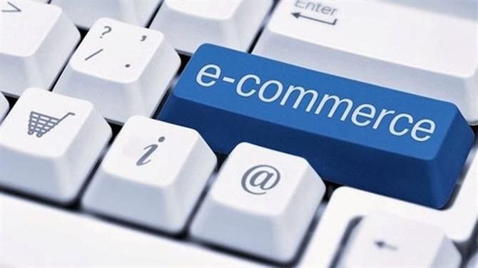 Empresas vietnamitas aprovechan oportunidades del comercio online
