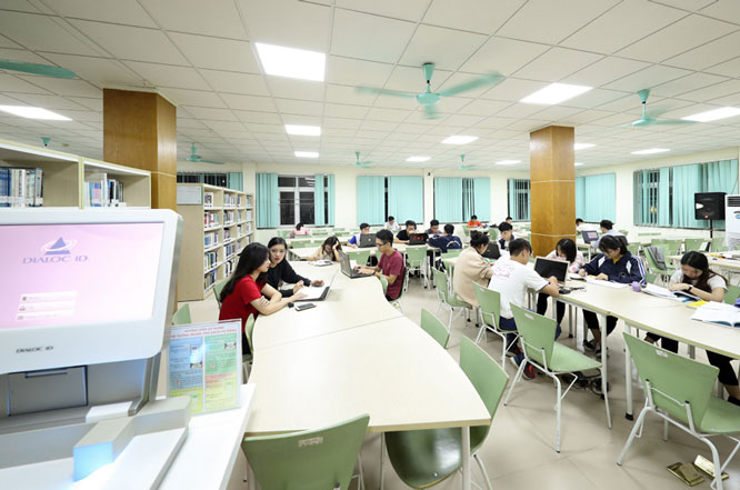 Tres universidades vietnamitas en la lista de grandes instituciones educativas mundiales de 2021