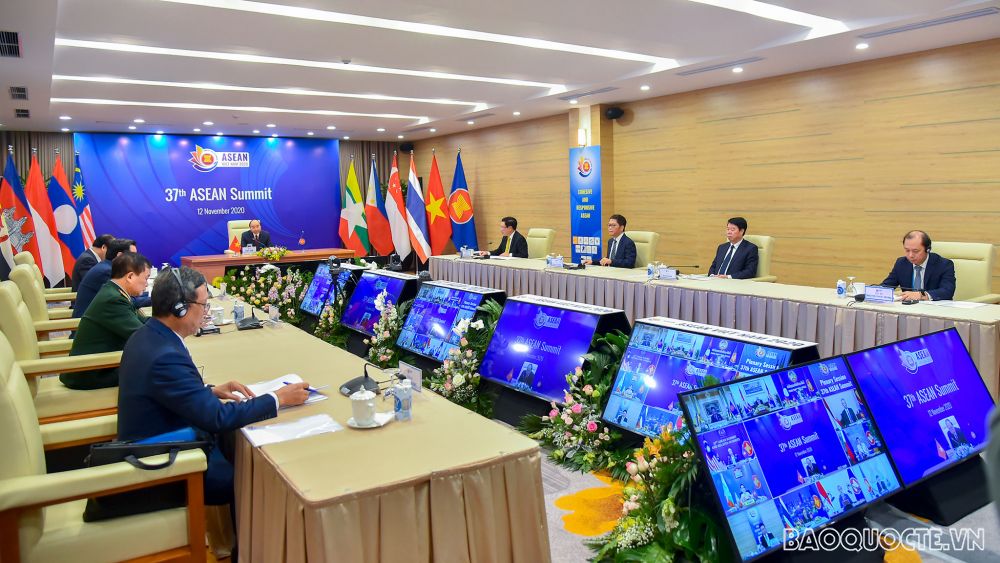 Reunión plenaria de la 37 Cumbre de la Asean: fuerte compromiso en la construcción de su Comunidad