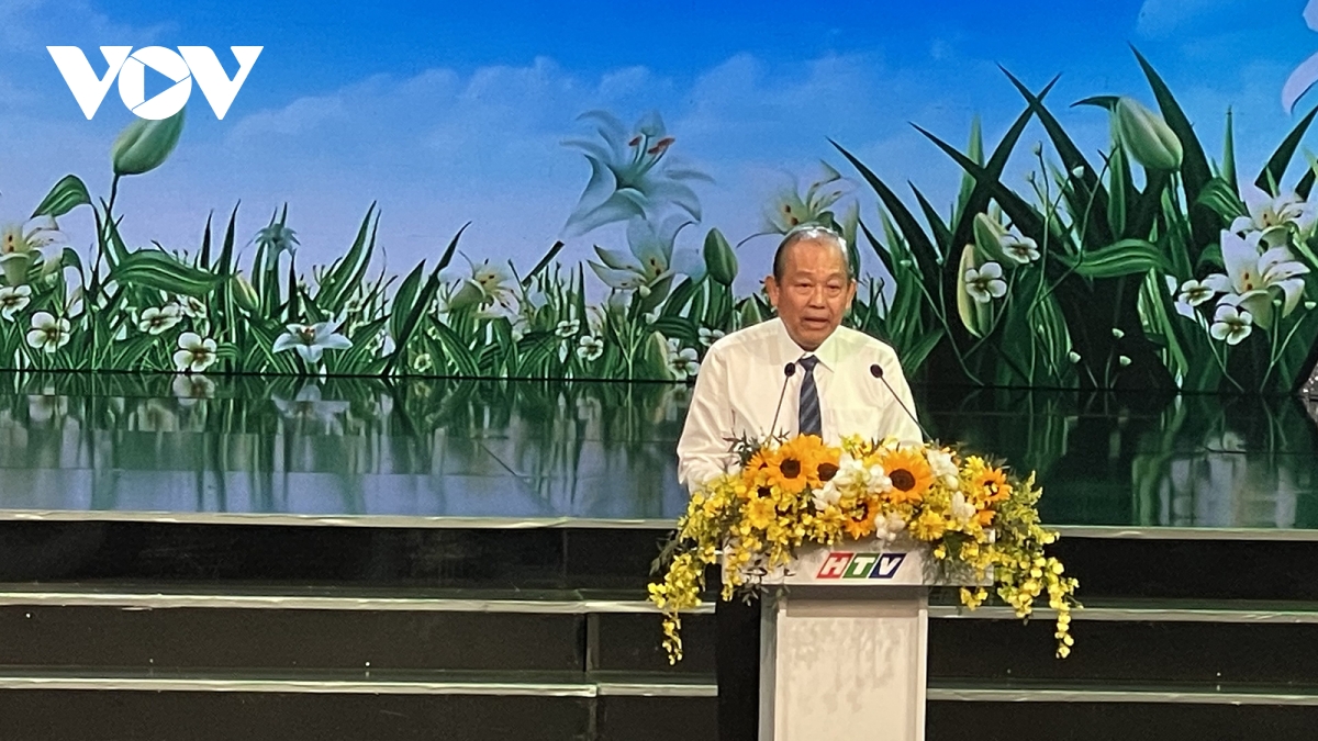 Crear conciencia sobre los vietnamitas menesterosos y meritorios de la Patria