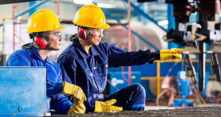 Gobierno vietnamita por promover el mercado laboral hasta 2030