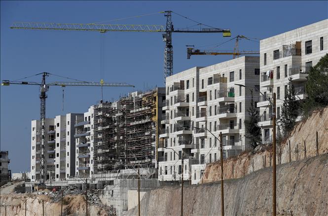Israel confirma la construcción de más de 1.300 casas en Cisjordania