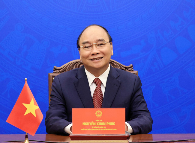 Vietnam otorga gran importancia a las relaciones con Rusia, afirma el jefe de Estado Nguyen Xuan Phuc