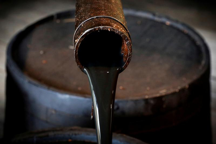OPEP+ mantiene el plan de bombeo en enero de 2022
