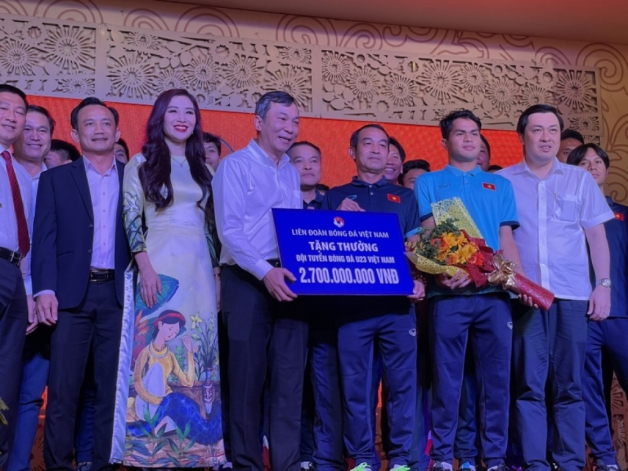 Celebración de la victoria de la selección vietnamita en el Campeonato Sub-23 del Sudeste Asiático