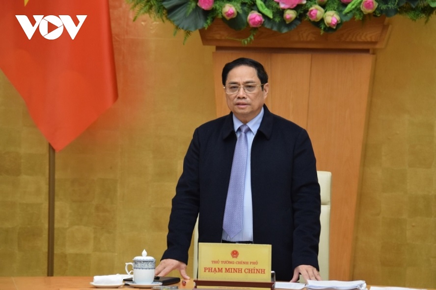 Vietnam decidido a cumplir 5 proyectos de transporte clave, afirma el primer ministro
