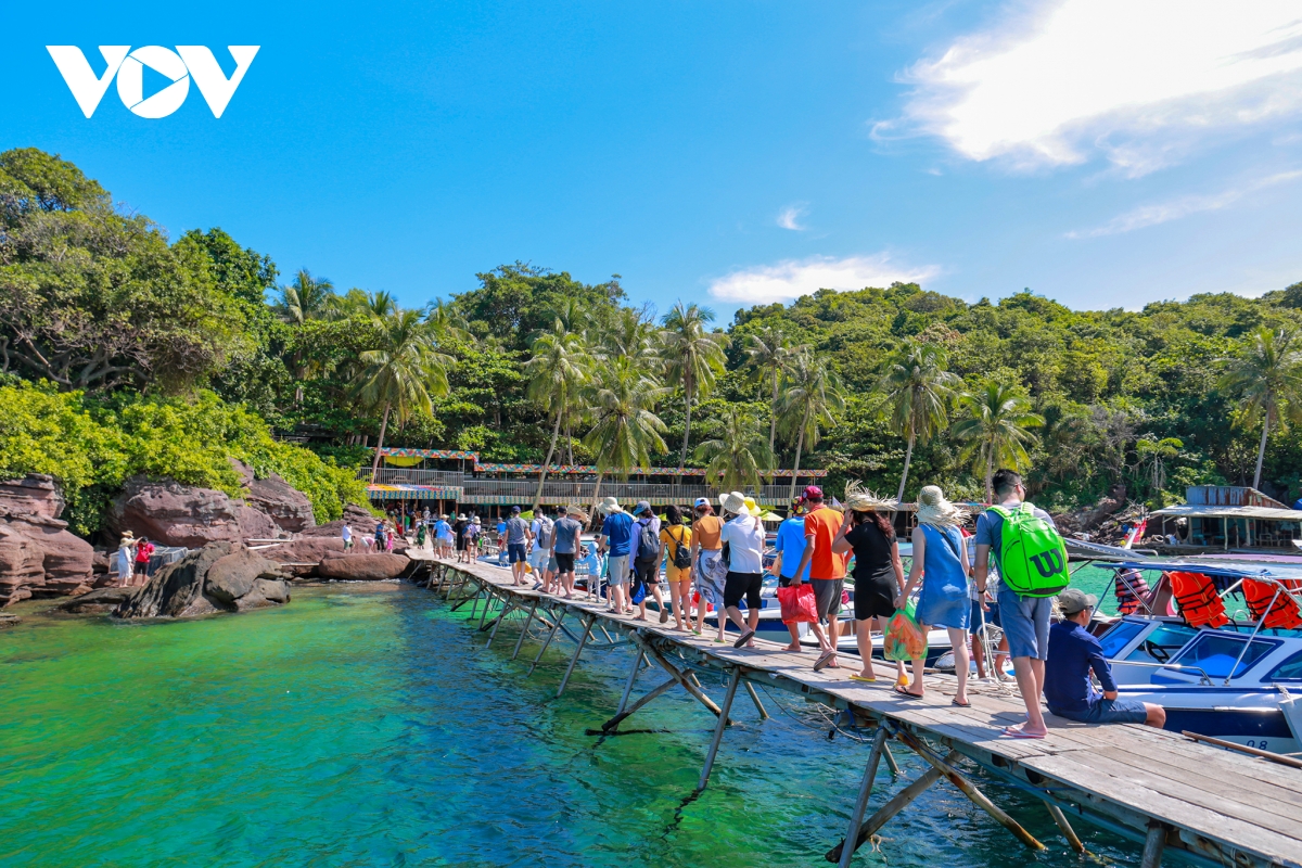 Ciudad de Phu Quoc recibe a cerca de 19 mil turistas extranjeros