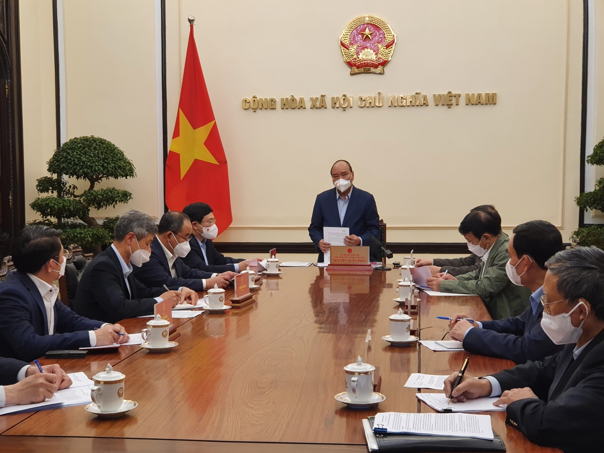 Proteger a los compatriotas en Ucrania es la prioridad de Vietnam, afirma el jefe de Estado