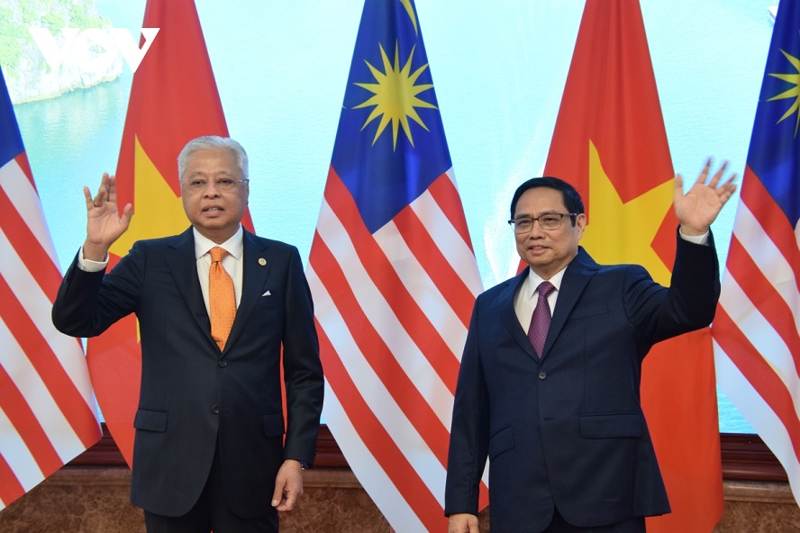 El primer ministro de Malasia concluye su visita oficial a Vietnam