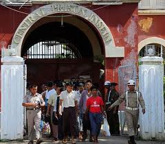 ミャンマーが受刑者を釈放