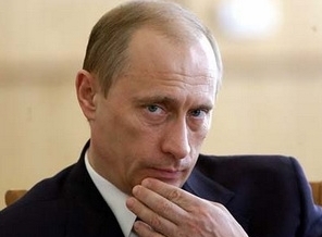 ロシア大統領選、プーチン氏が第1回投票で過半数獲得へ