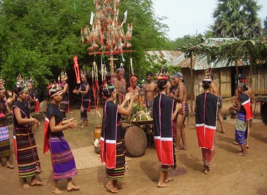 母系制を保つモノン族の婚姻