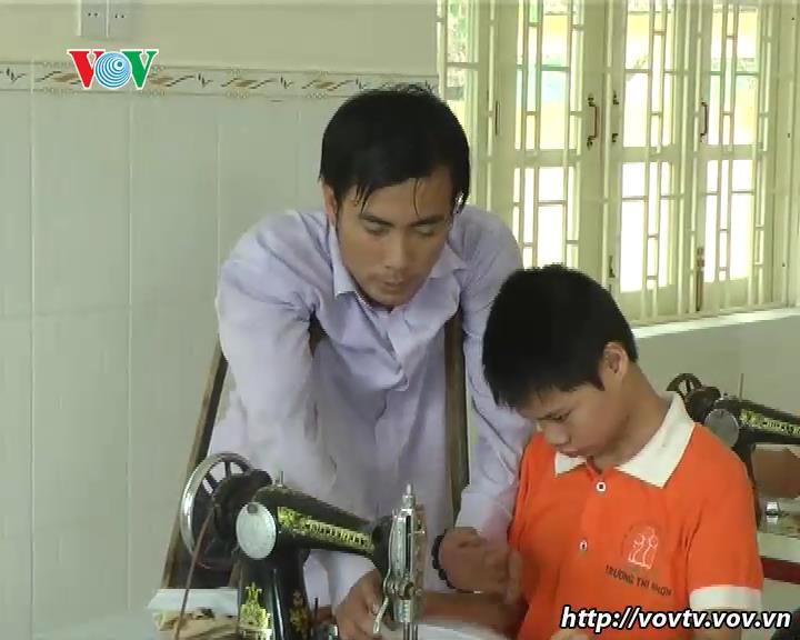 枯葉剤被害児のための心