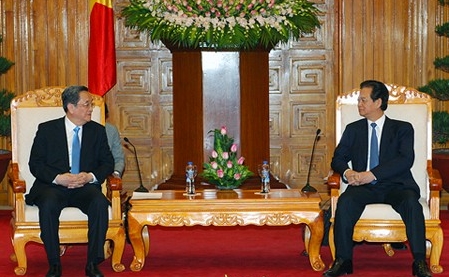 中国全国政治協商会議主席、越訪問