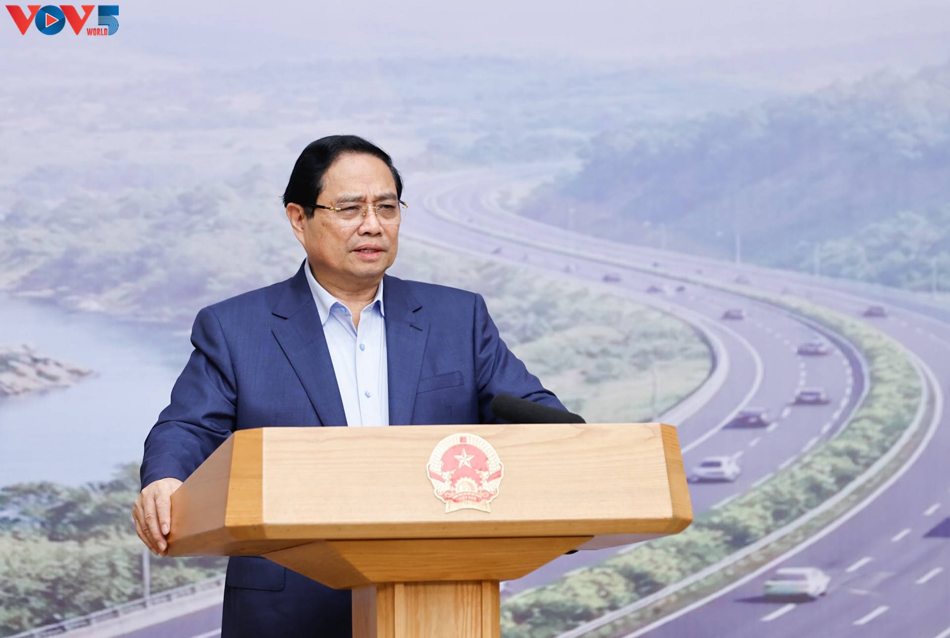 ベトナム首相 交通インフラ整備の加速を指示