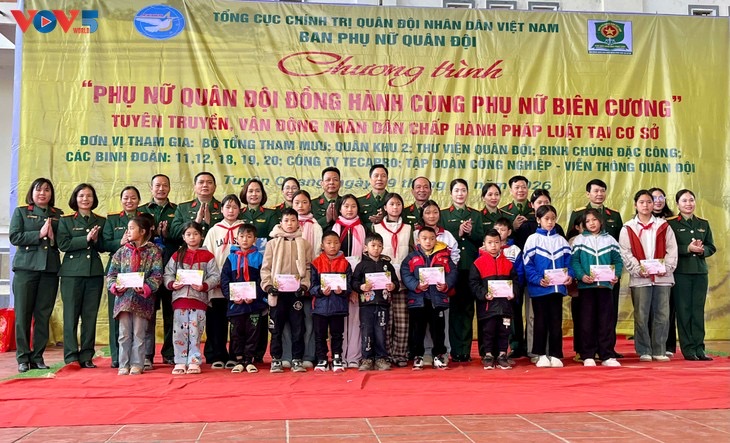 安らぎのベトナム正月 ～すべての家に平和を～