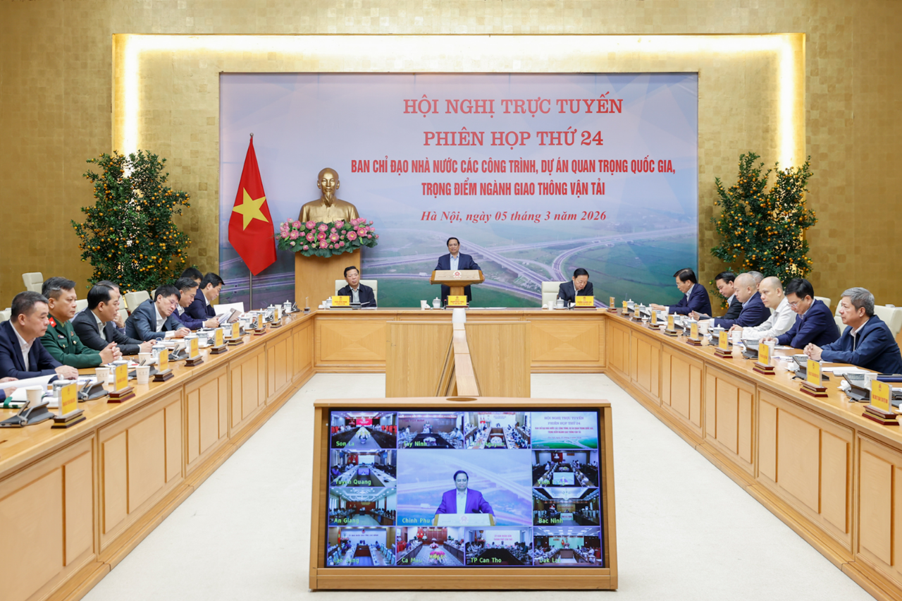 交通インフラ整備 推進指示